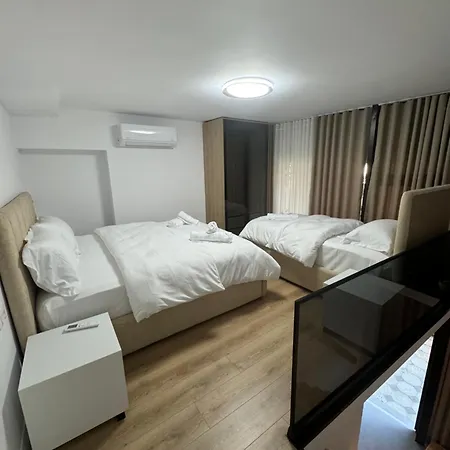 Duplex 6